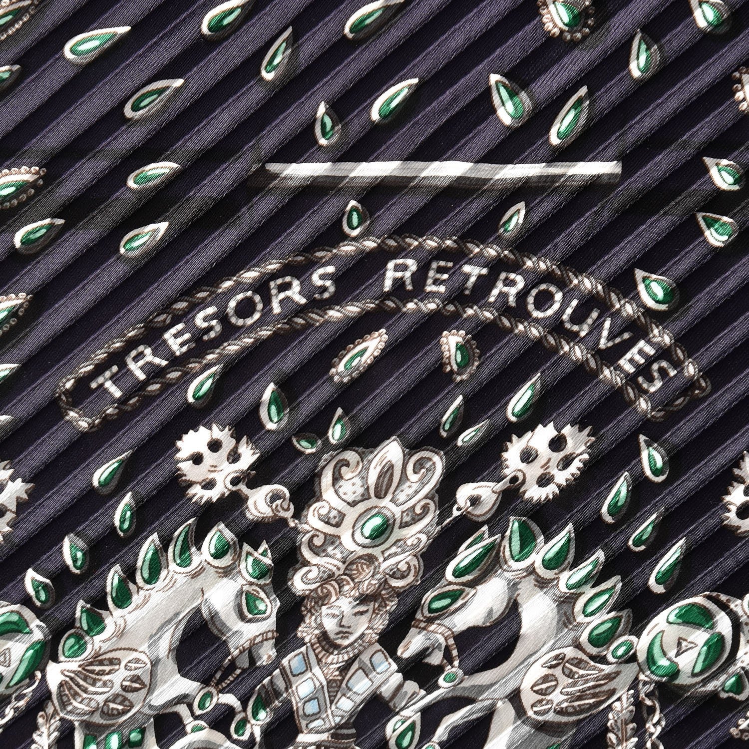 Hermes Silk Plisse Tresors Retrouves Scarf 90 3 of 4