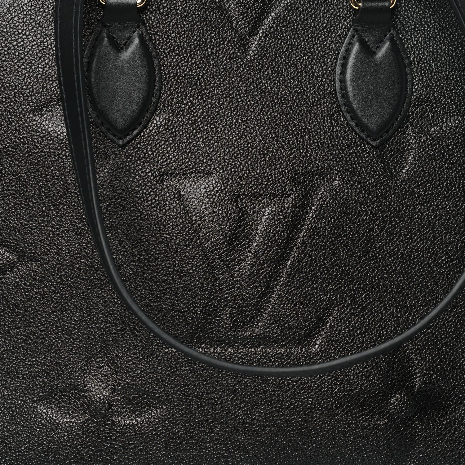 Louis Vuitton Empreinte Monogram Giant Onthego MM Black 7 of 9