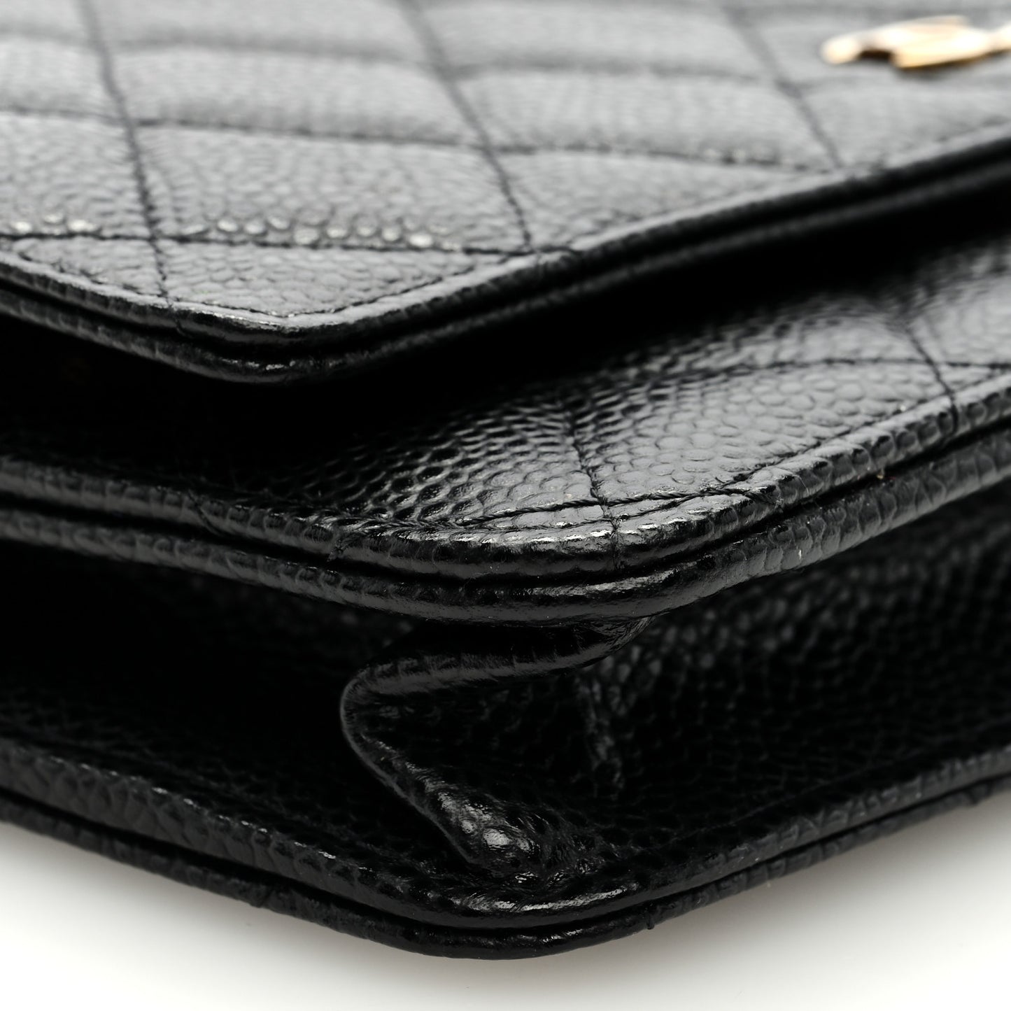 Caviar Quilted Wallet on Chain WOC Black
