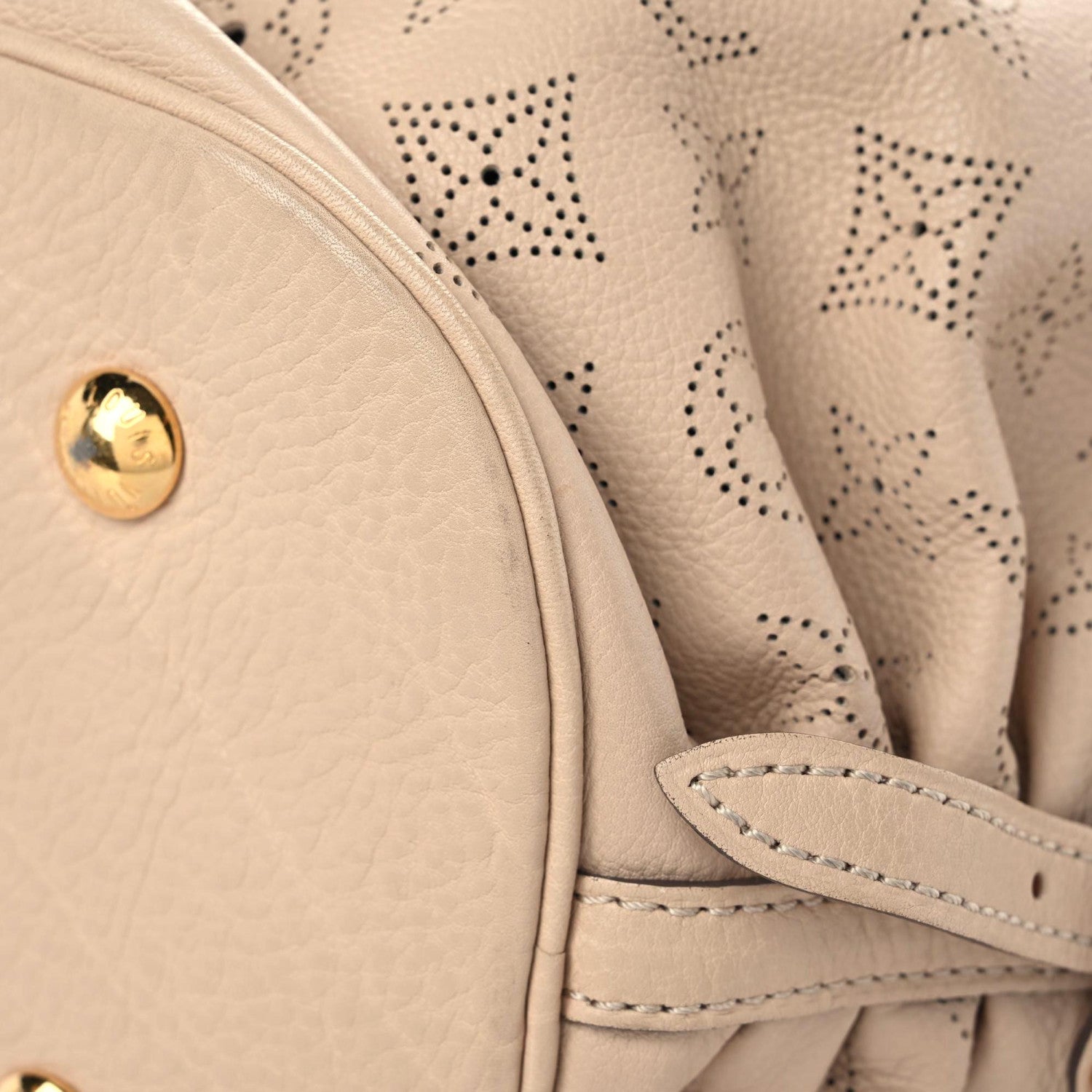 Louis Vuitton Mahina L Coquille 5 of 14