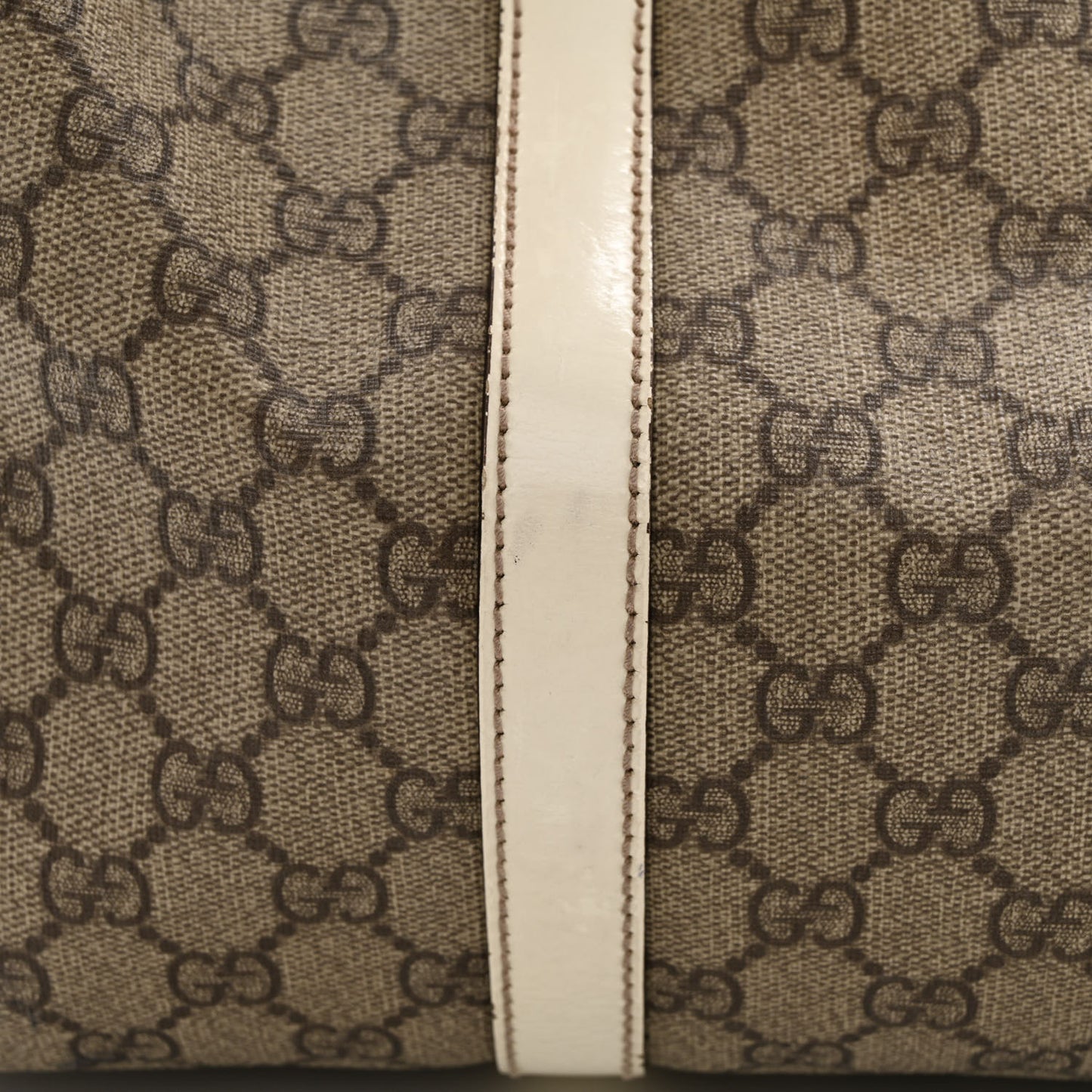 GG Plus Monogram Medium Joy Boston Off White