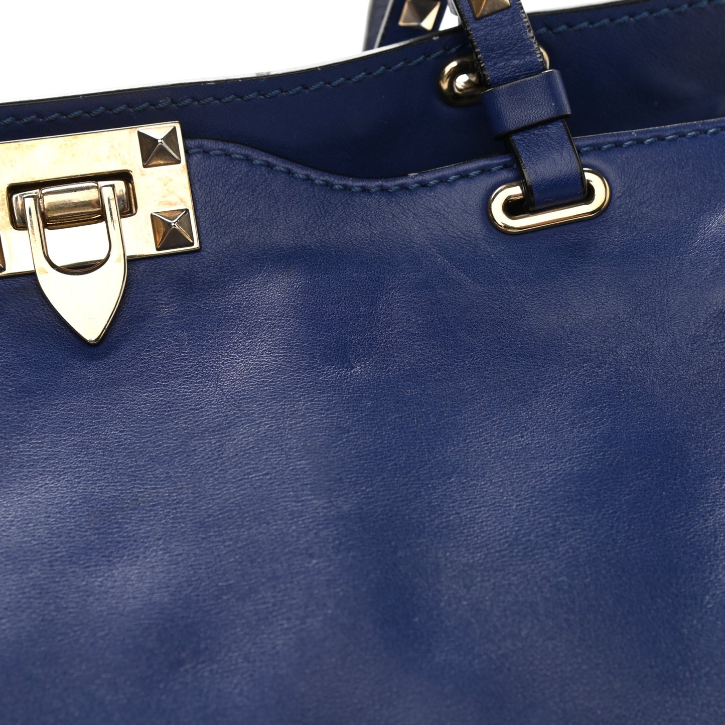 Vitello Medium Rockstud Tote Blue China