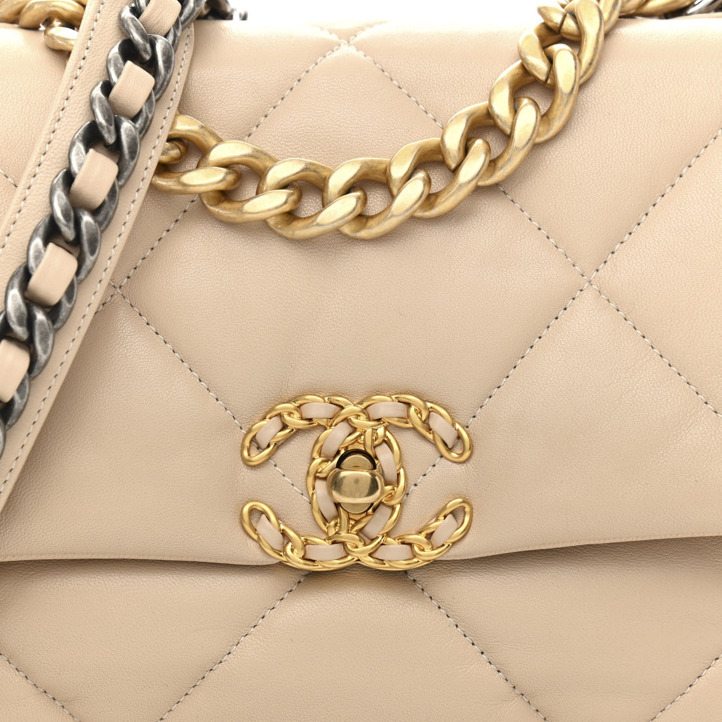 Lambskin Quilted Medium Chanel 19 Flap Beige