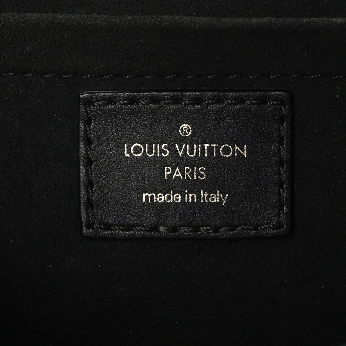 Calfskin New Wave Chain MM Black
