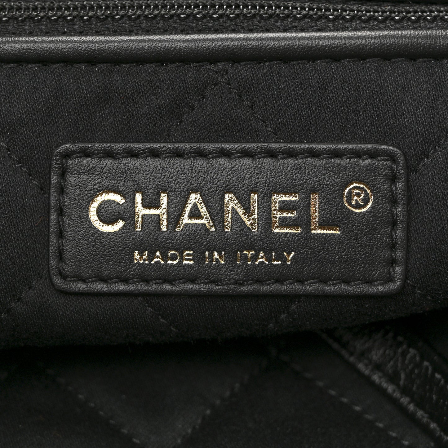 Shiny Calfskin Quilted Small Chanel 22 Black