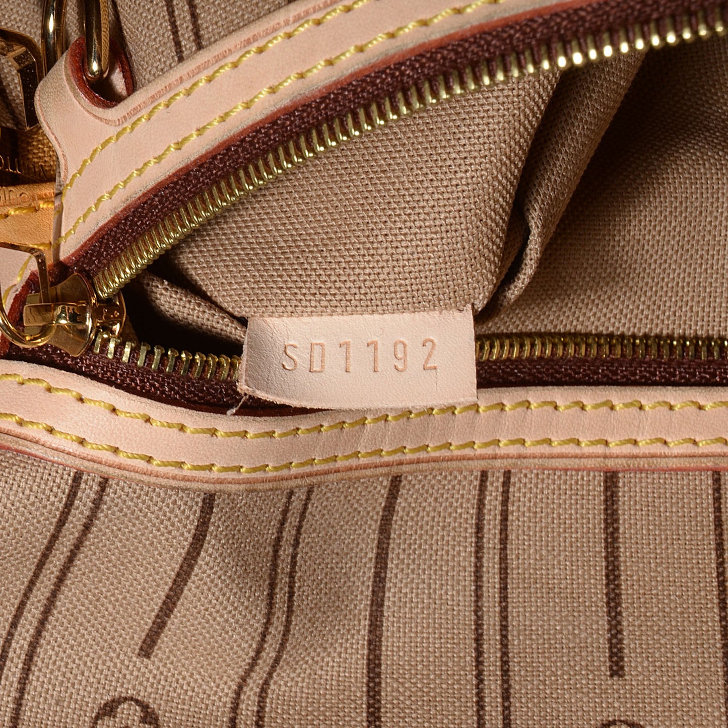 Monogram Delightful MM