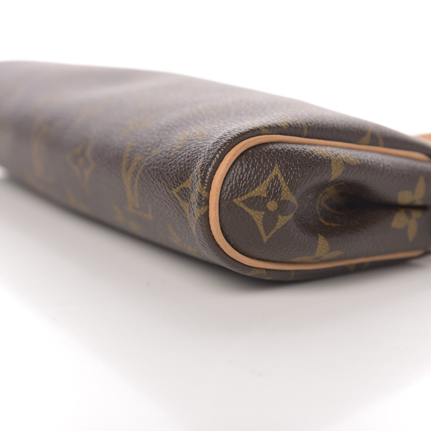 Louis Vuitton Monogram Eva Clutch 9 of 10