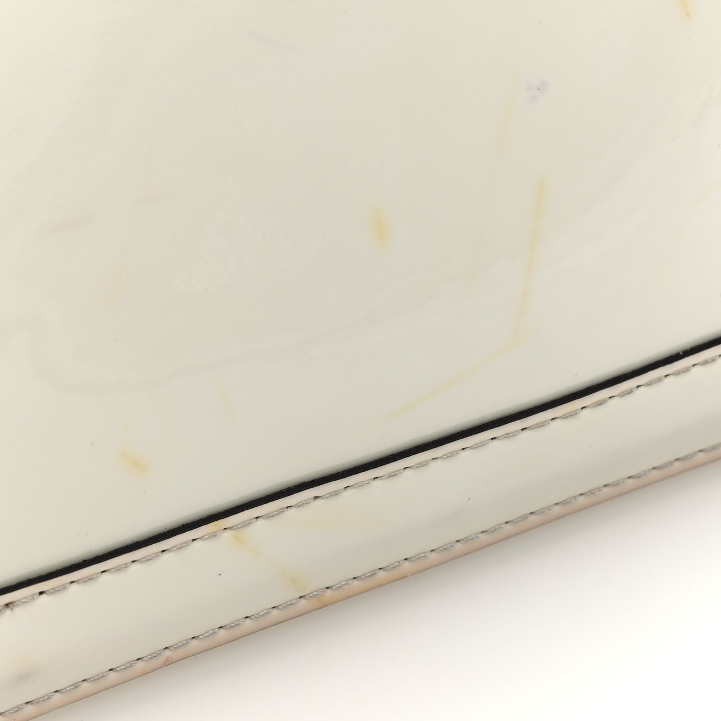 Patent Monogram Alma Mini Snow