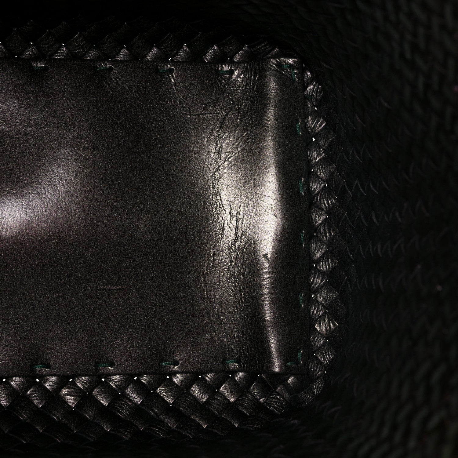Bottega Veneta Iridescent Scarabee Intrecciato Medium Cabat 10 of 15