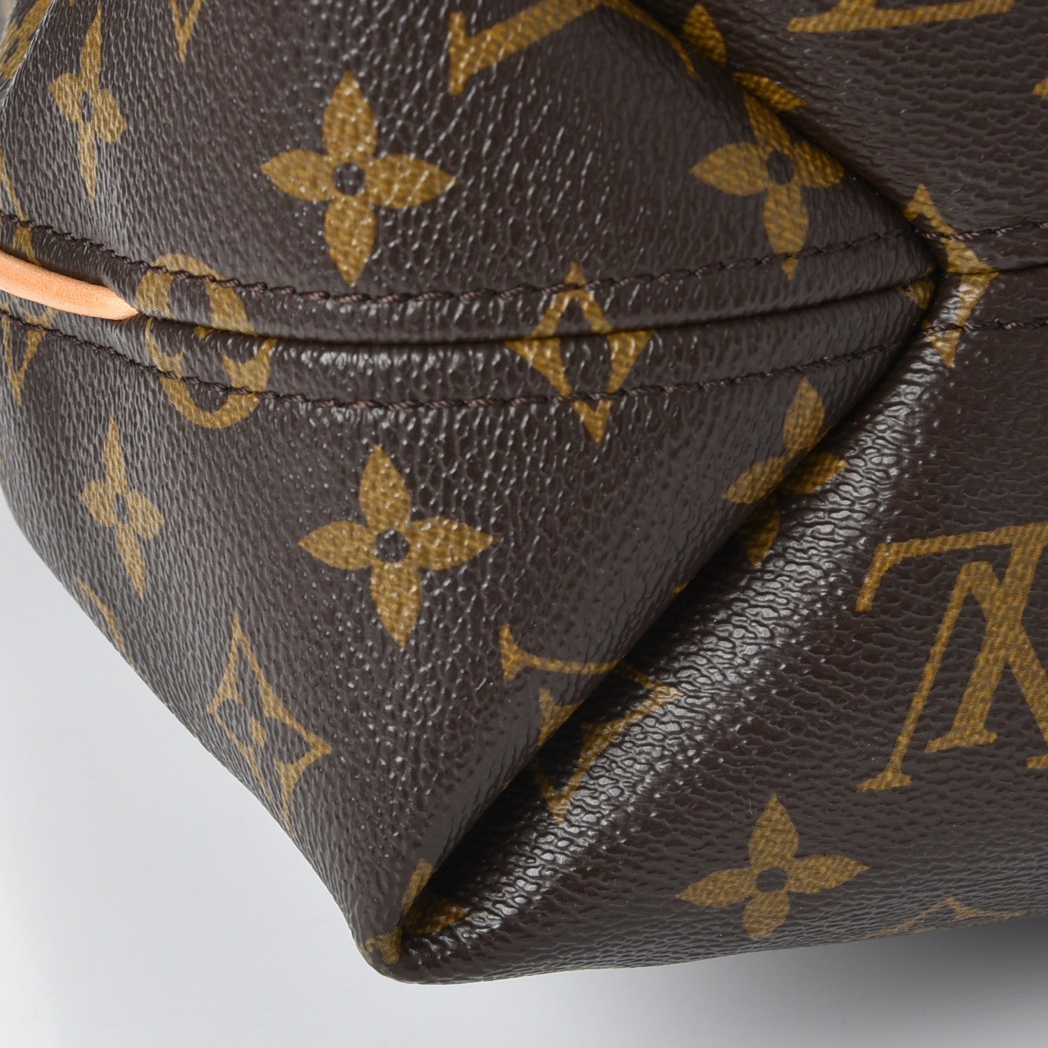 Louis Vuitton Monogram Sully MM 9 of 9