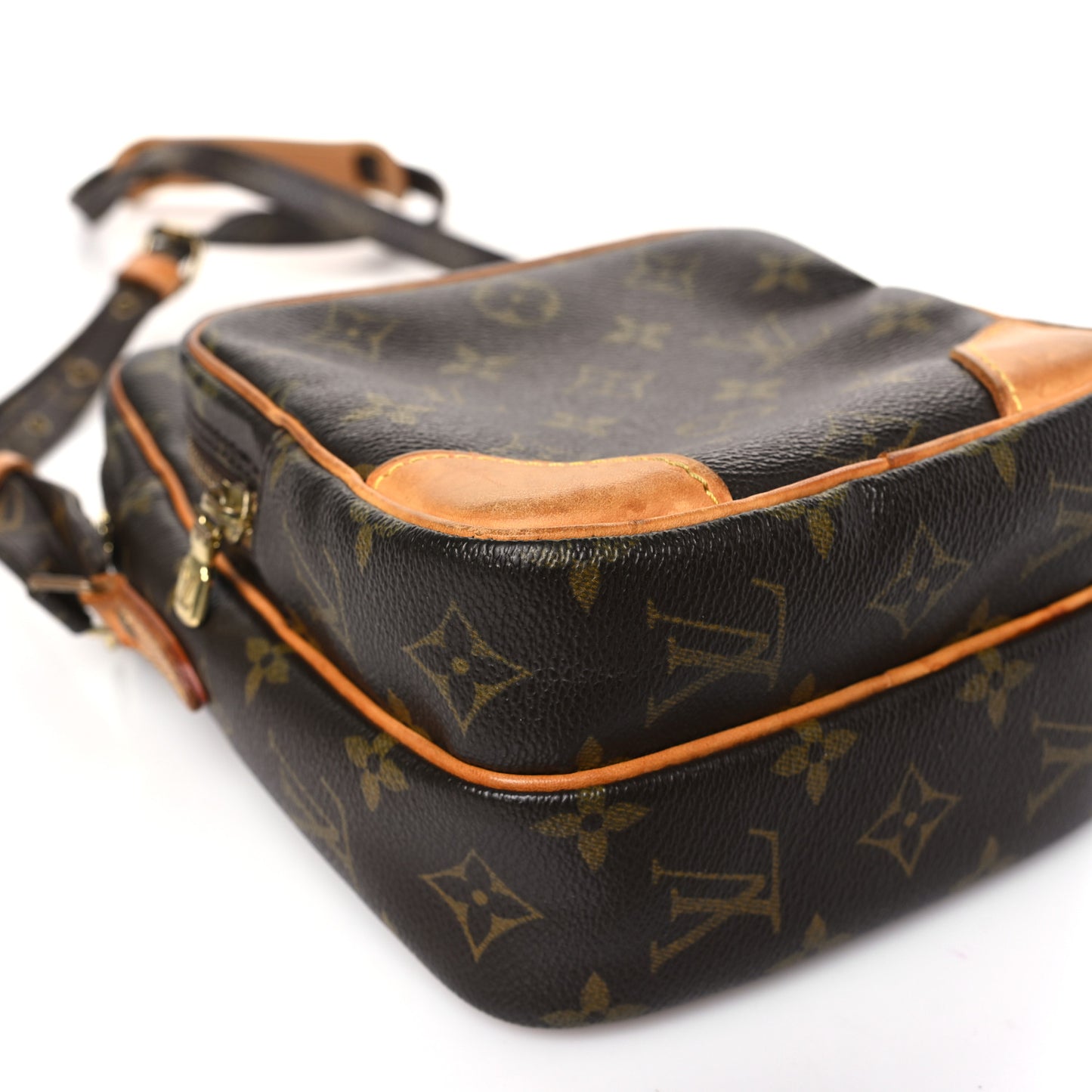 Monogram Amazone