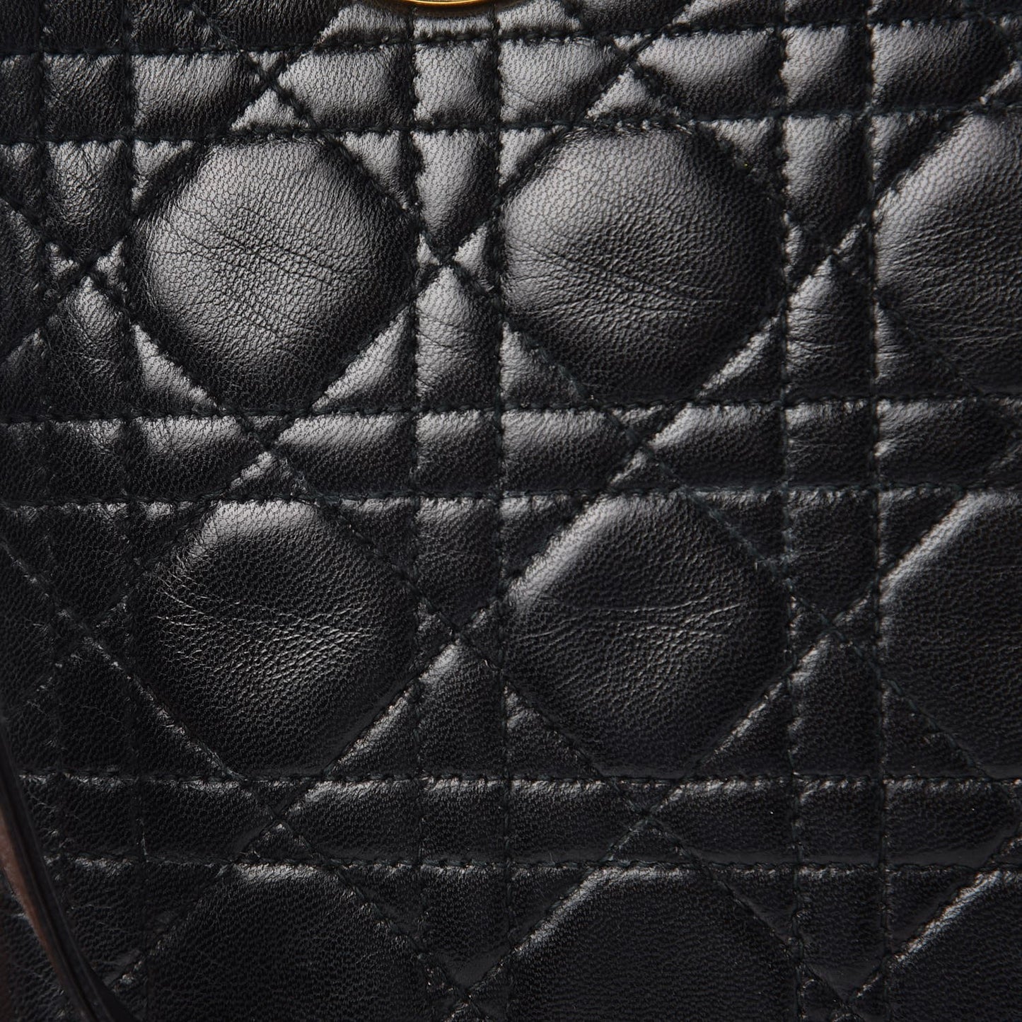 Lambskin Cannage Medium Lady Dior Black