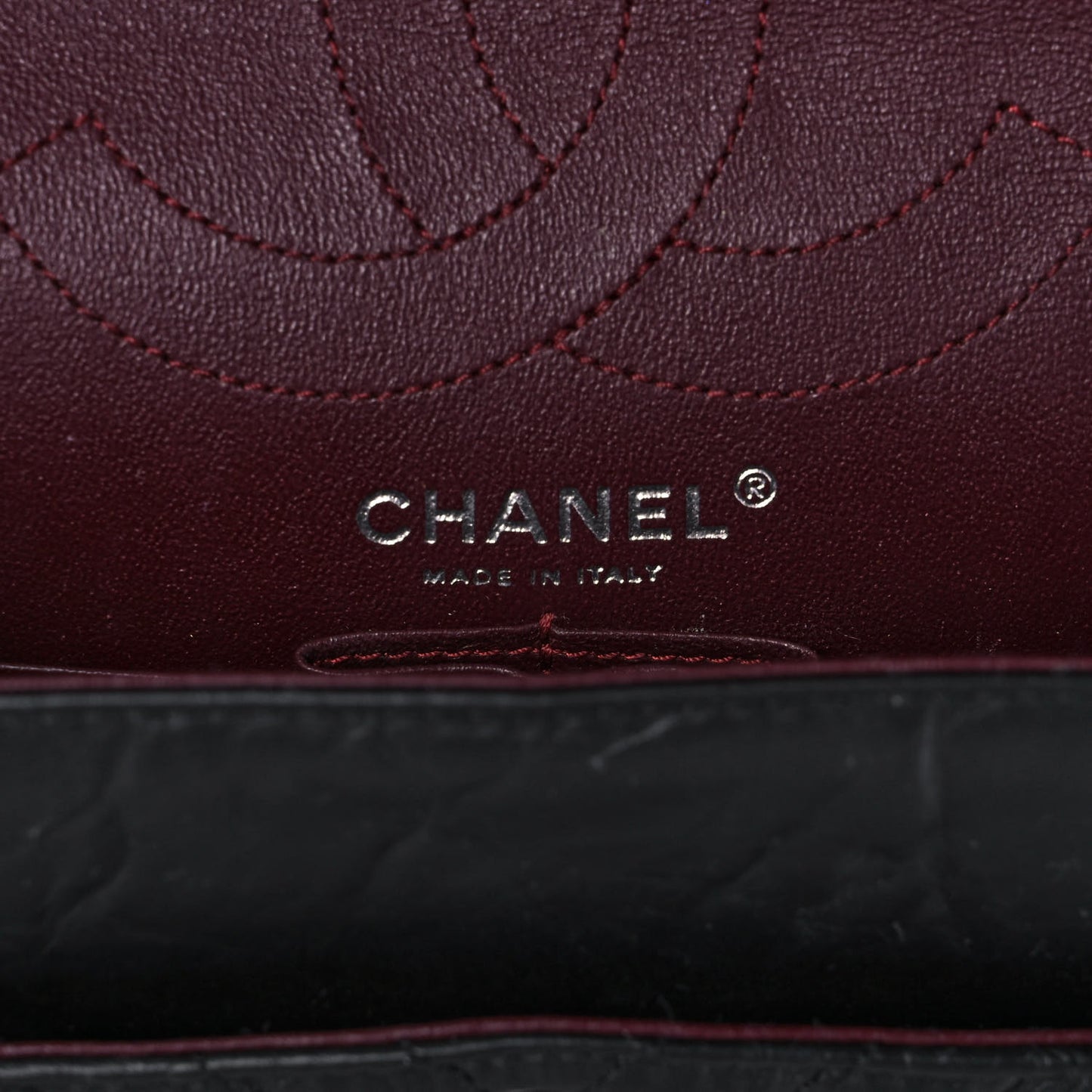 Aged Calfskin Chevron Quilted 2.55 Reissue 226 So Black