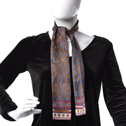 Louis Vuitton Silk Monogram Map Bandeau Quetsche 2 of 4