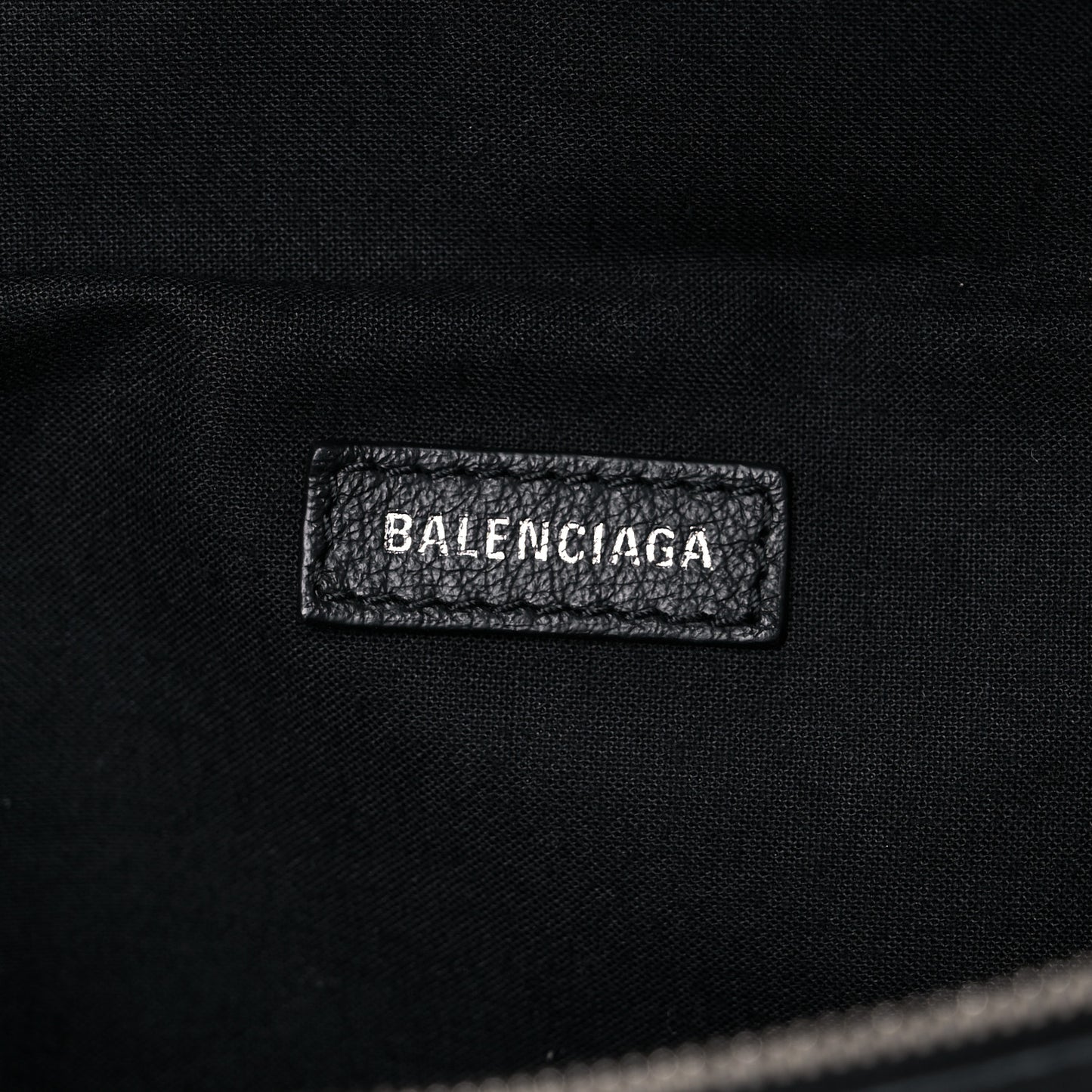 Smooth Calfskin Logo Large Everyday Beltpack Black