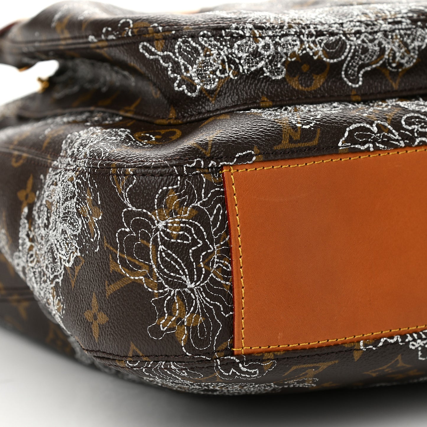 Monogram Dentelle Fersen Silver