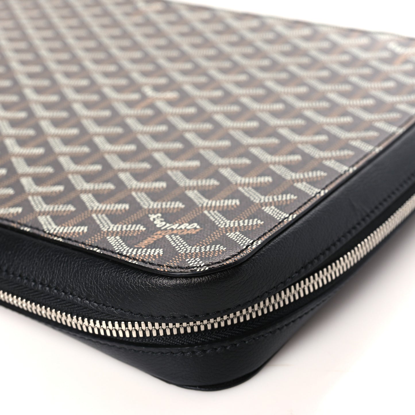 Goyardine Universal Companion Portfolio Black