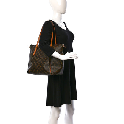 Louis Vuitton Monogram Totally MM 2 of 9