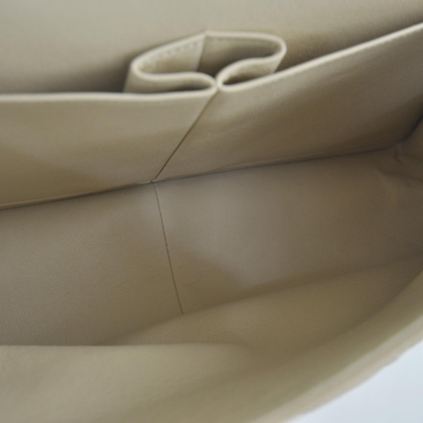 Caviar Jumbo Double Flap Beige Clair