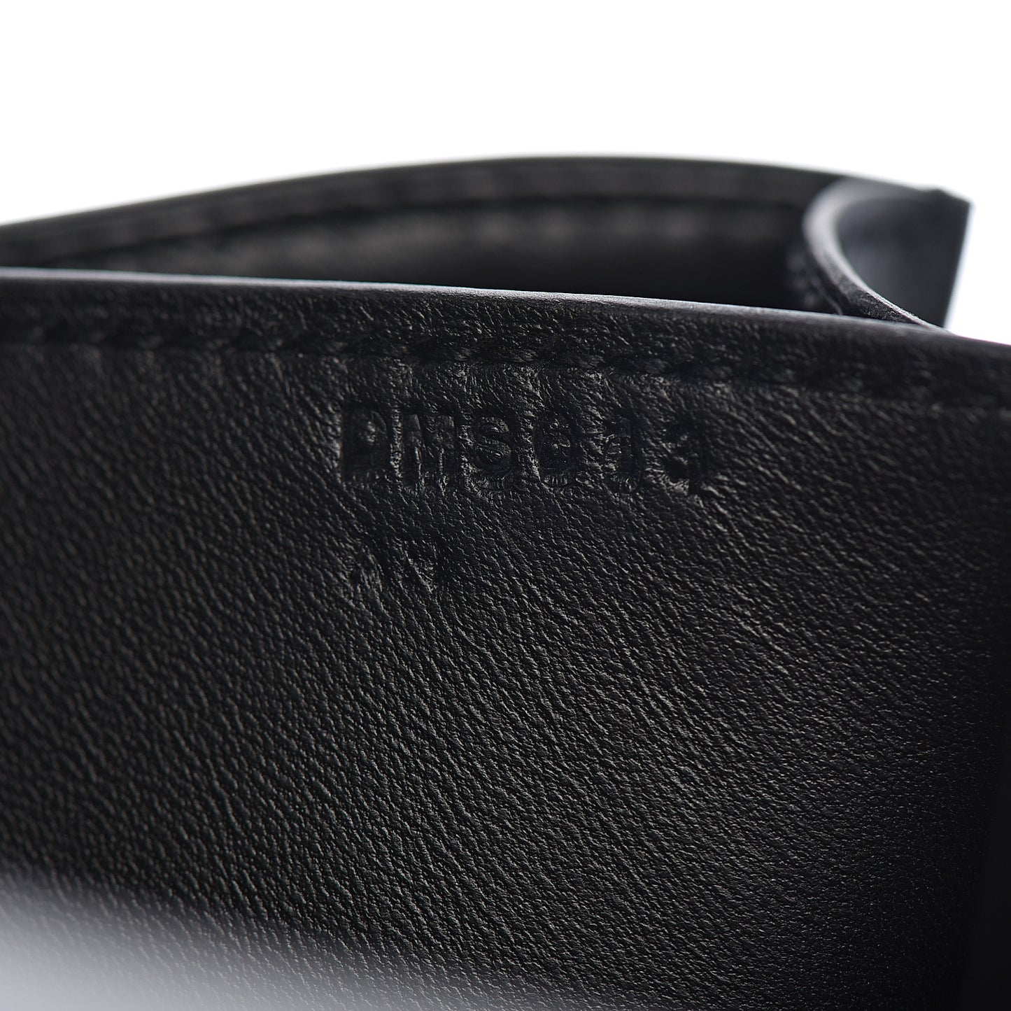 Epsom Constance 24 Black