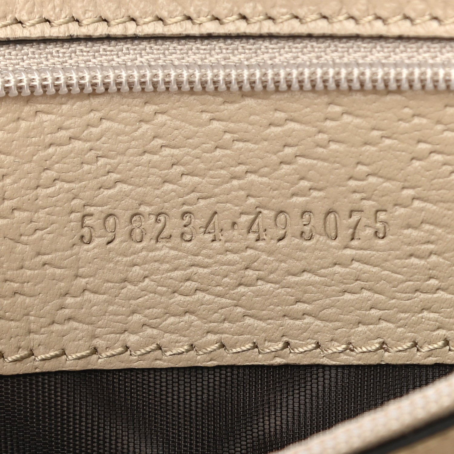 Gucci GG Supreme Monogram Web Toiletry Case Beige White 7 of 8