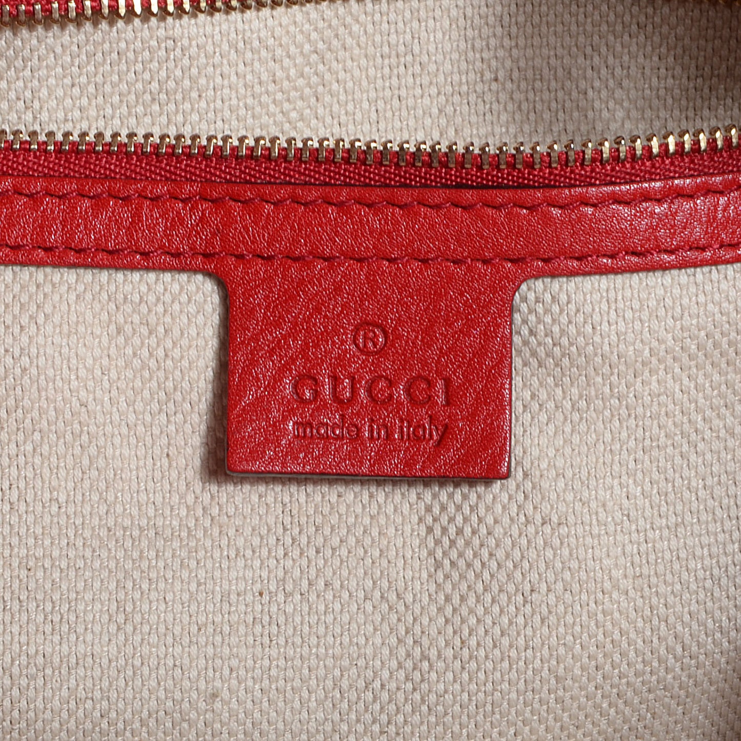 Pebbled Calfskin Large Soho Shoulder Bag Red