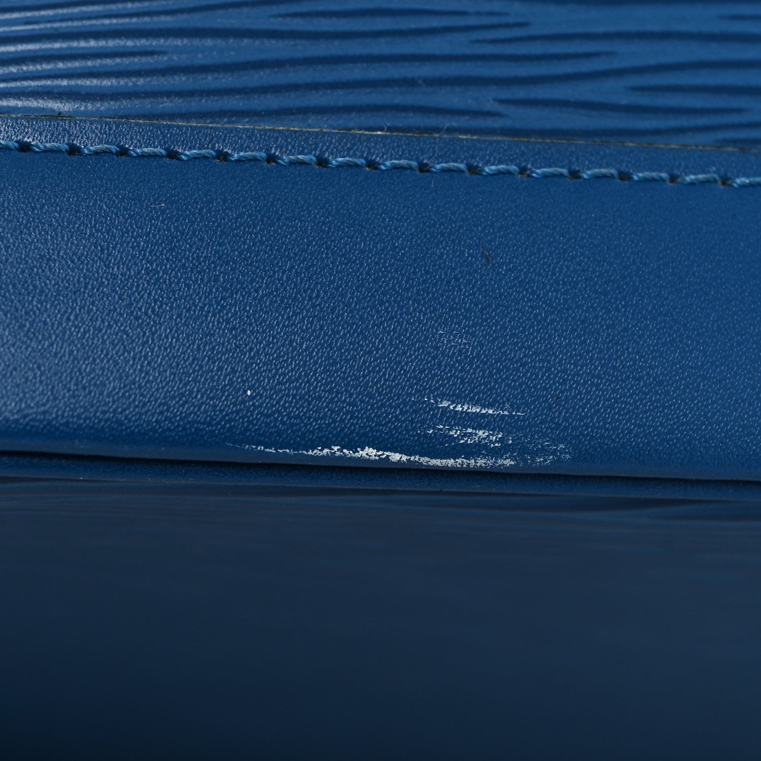 Louis Vuitton Epi Alma PM Cyan 13 of 16