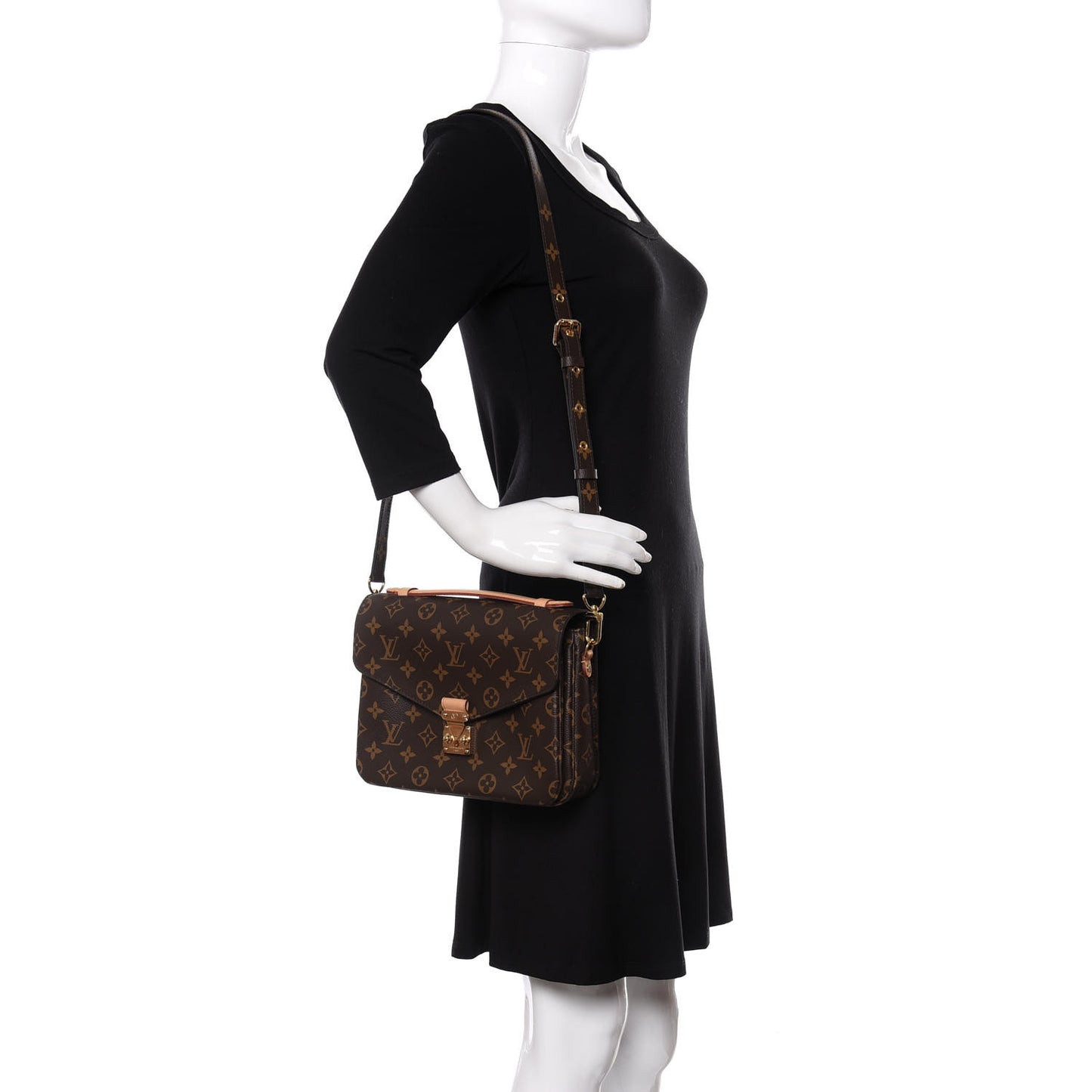 Monogram Pochette Metis