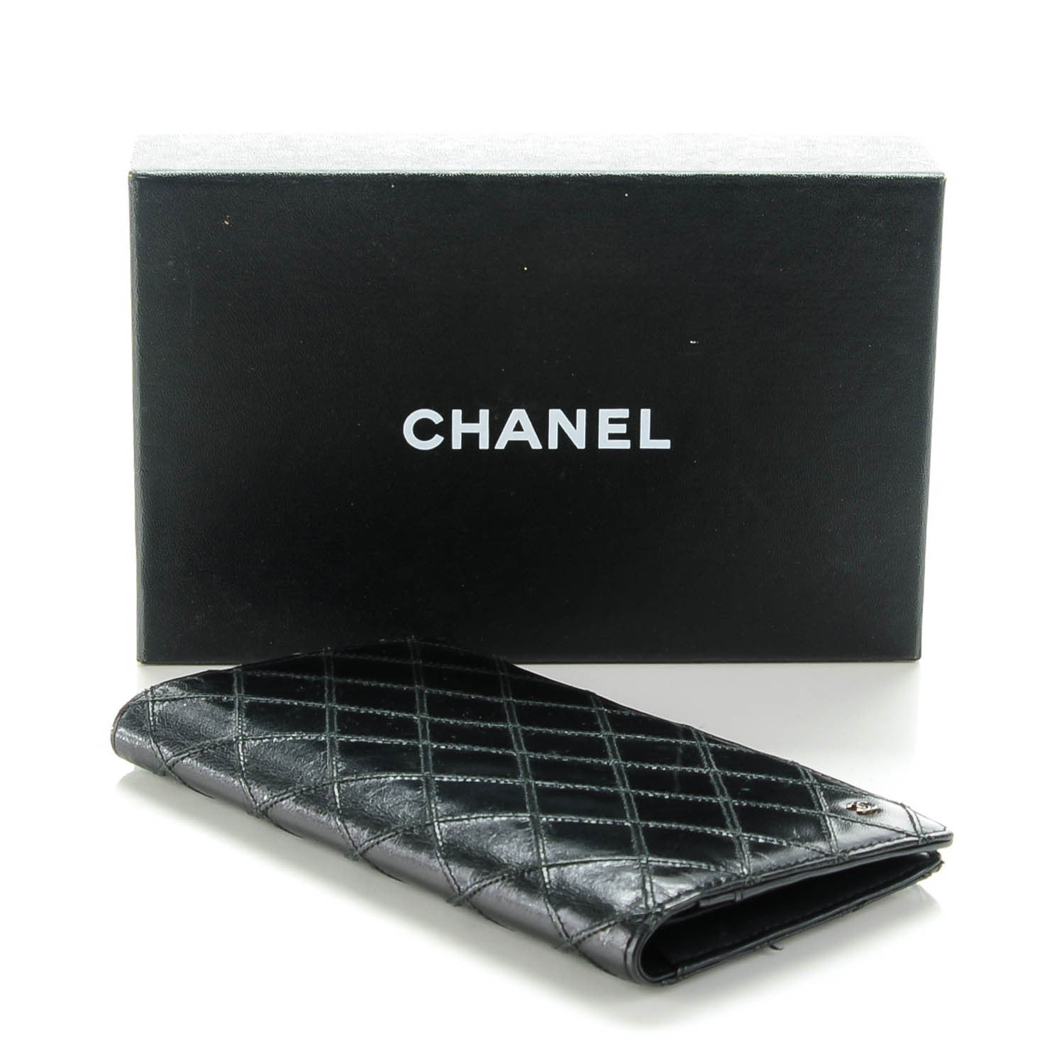 Chanel Diamond Stitched Yen Wallet Black 4 of 8
