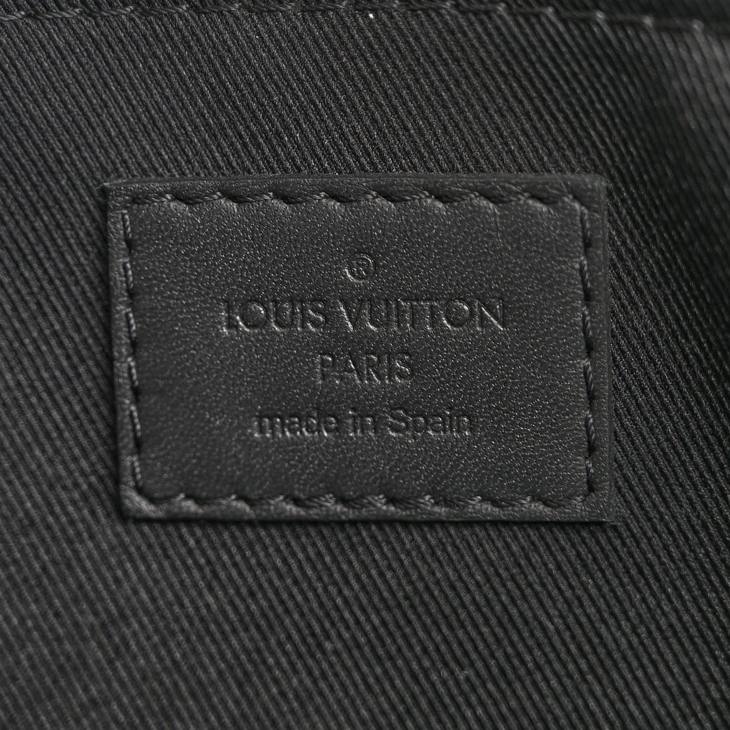 Calfskin Monogram Shadow Discovery Pochette Black