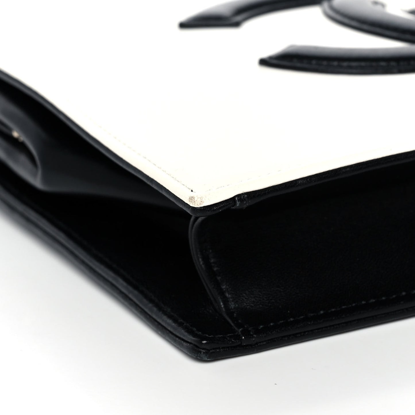 Lambskin CC Wristlet Clutch Black White