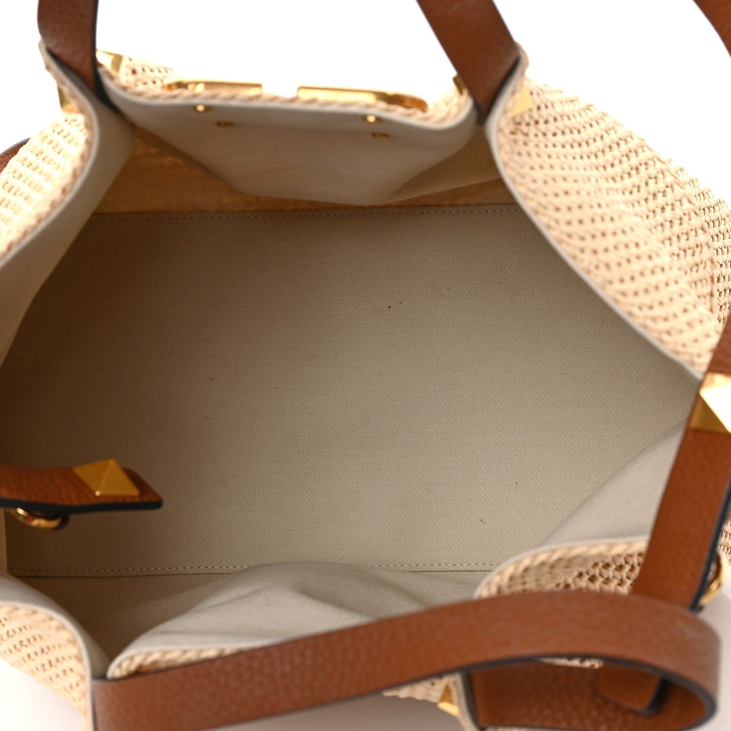 Raffia Grained Calfskin Medium Rockstud Vlogo Tote Naturale