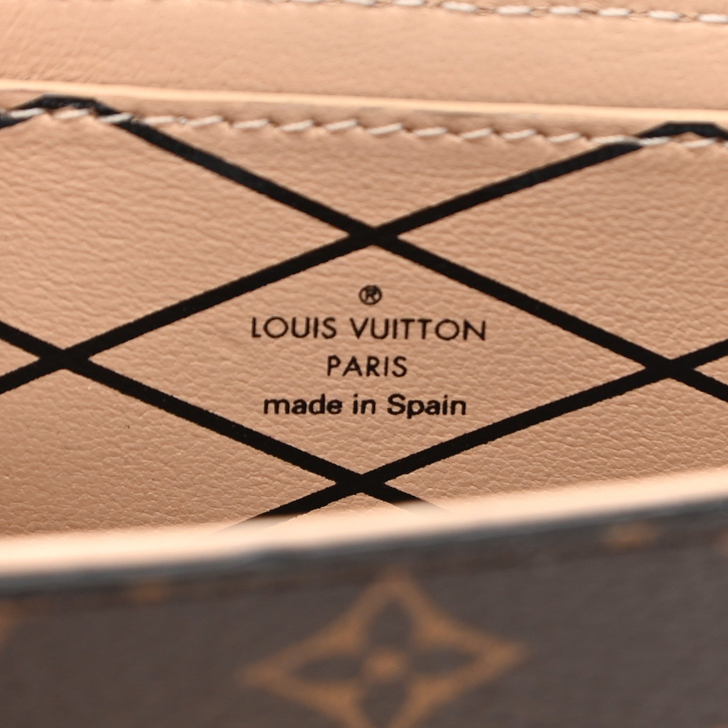 Louis Vuitton Monogram Essential Trunk Black 7 of 7