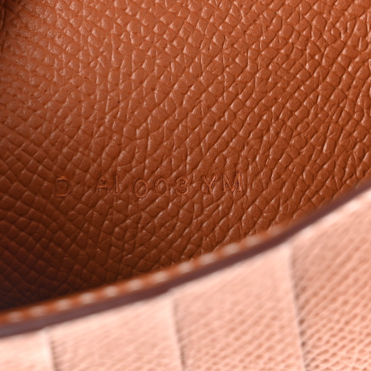 Epsom Medium Kelly Wallet Gold