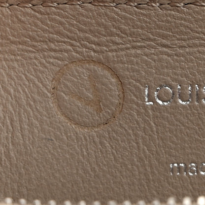 Louis Vuitton Mahina Recto Verso Card Holder Galet 7 of 7