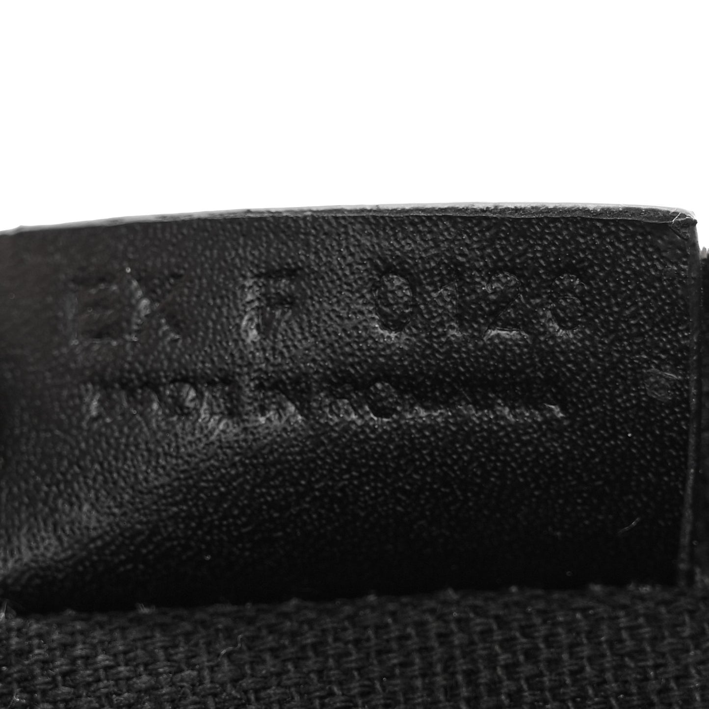 Calfskin I Feel Love Medium Pouch Black