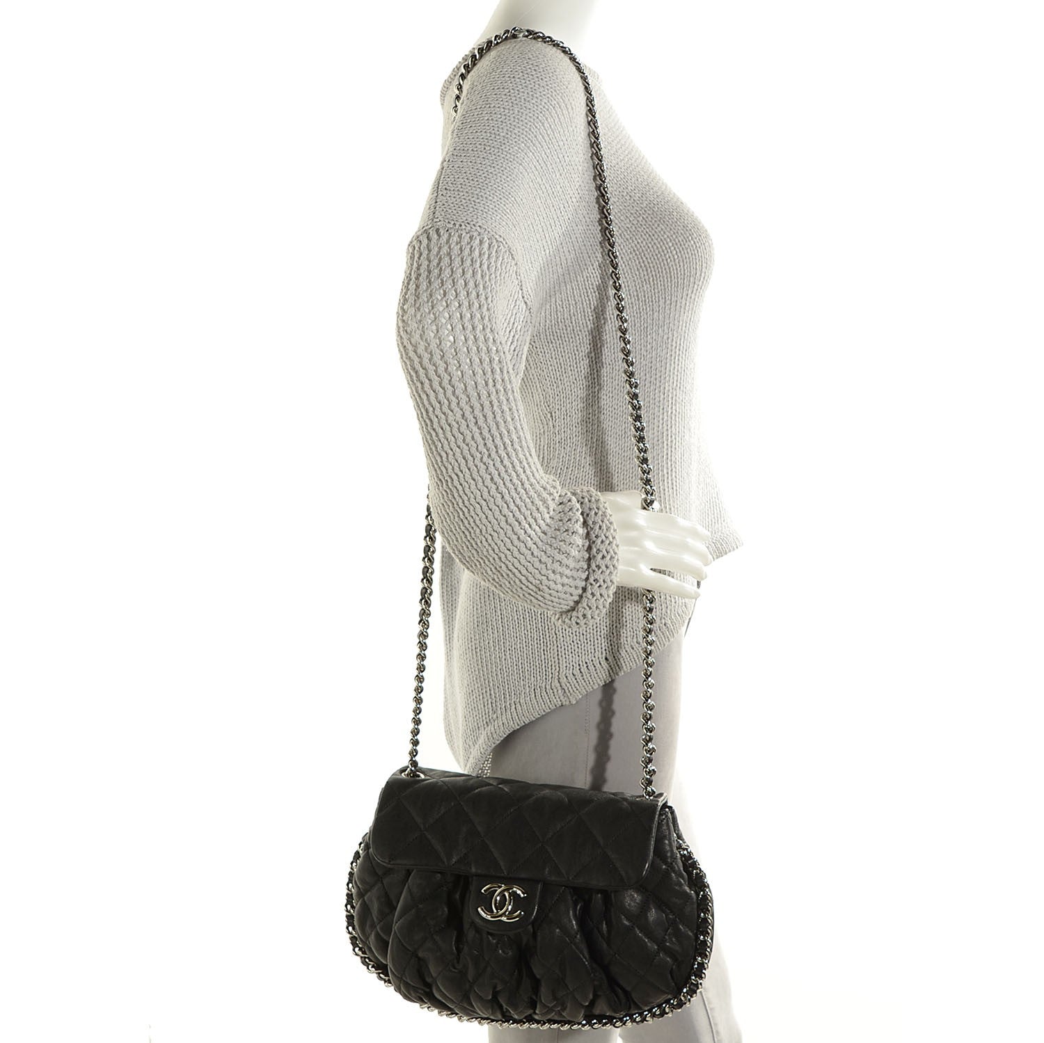 Chanel Washed Lambskin Quilted Medium Chain Around Messenger Black 2 of 8