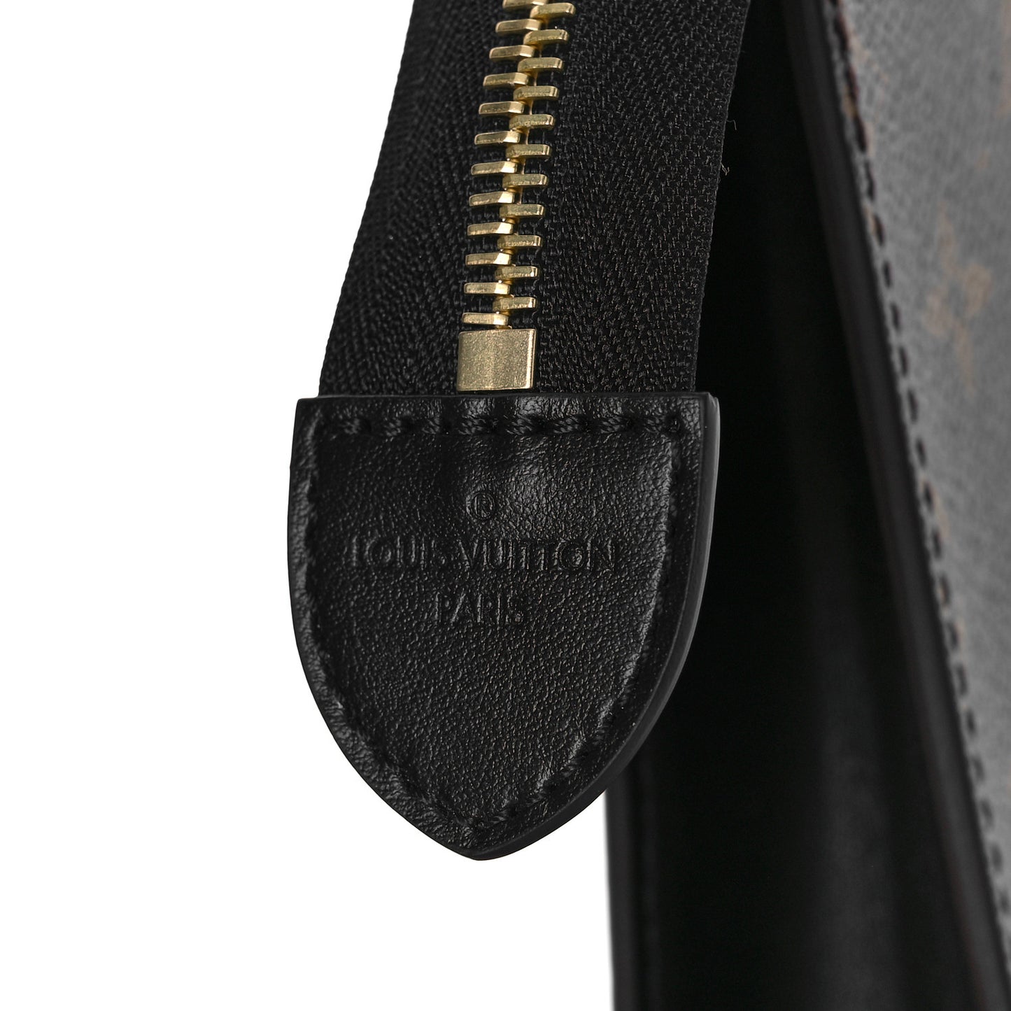Monogram Poche Toilette NM
