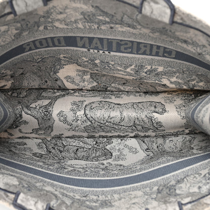 Christian Dior Gradient Canvas Embroidered Large Dioriviera Toile De Jouy Book Tote Blue Blue 5 of 15