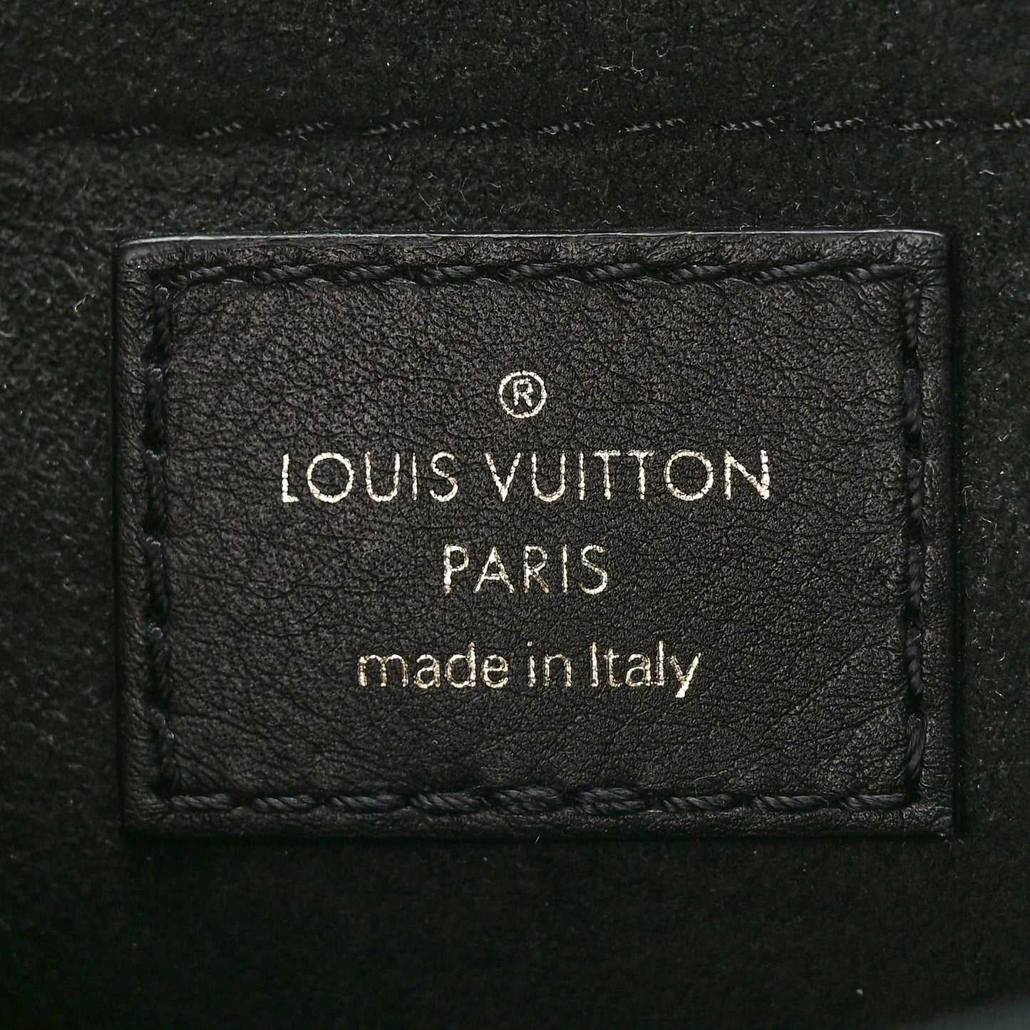 Calfskin Embroidered New Wave Chain MM Black