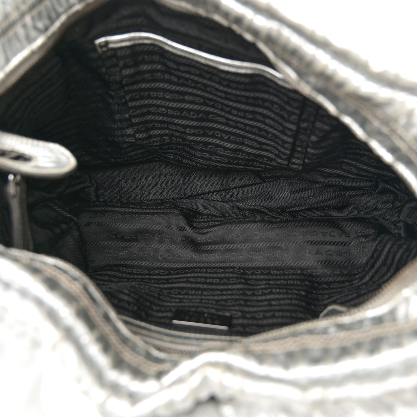 Metallic Nappa Gaufre Messenger Tote Argento