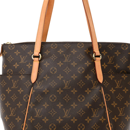 Louis Vuitton Monogram Totally MM 7 of 14