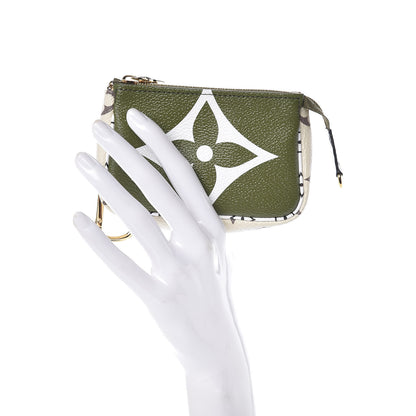 Louis Vuitton Monogram Giant Micro Pochette Accessories Kaki White 2 of 10