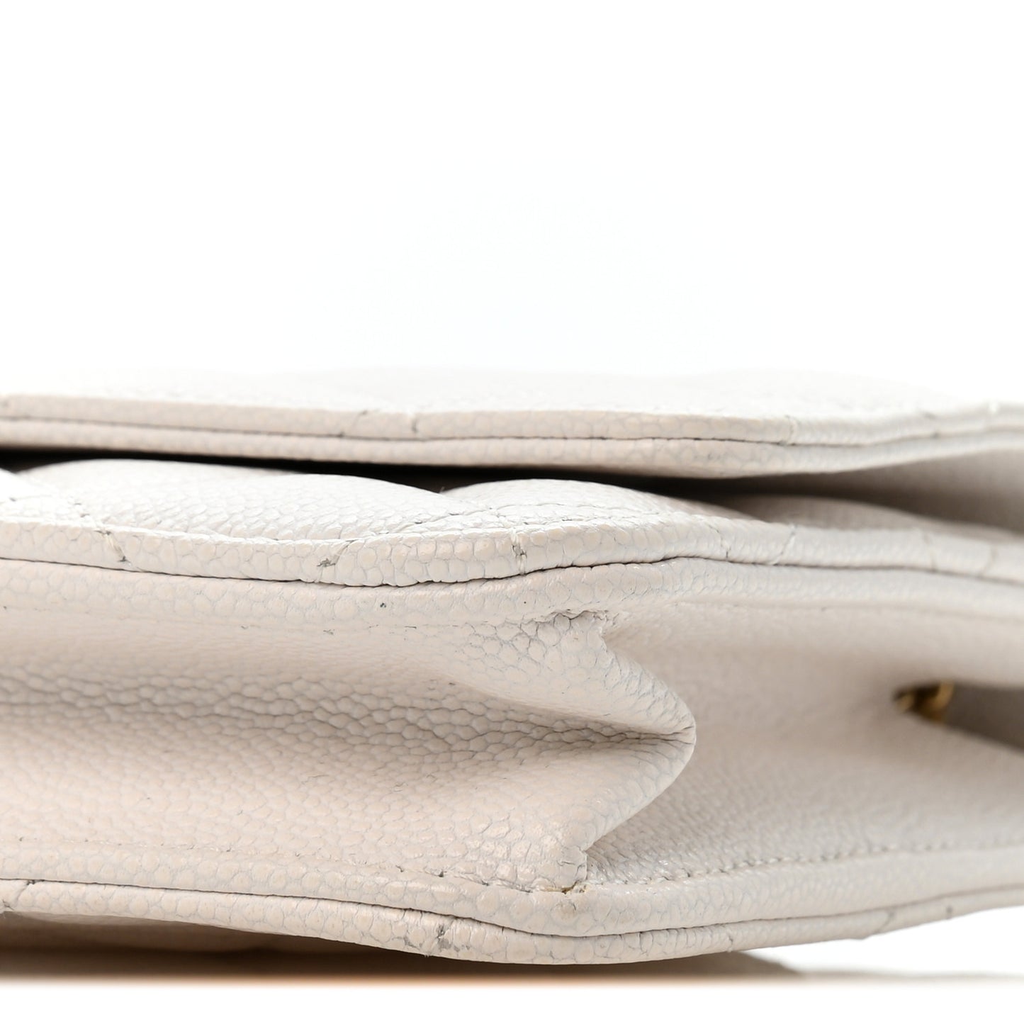 Caviar Quilted CC Turnlock Wallet On Chain WOC White