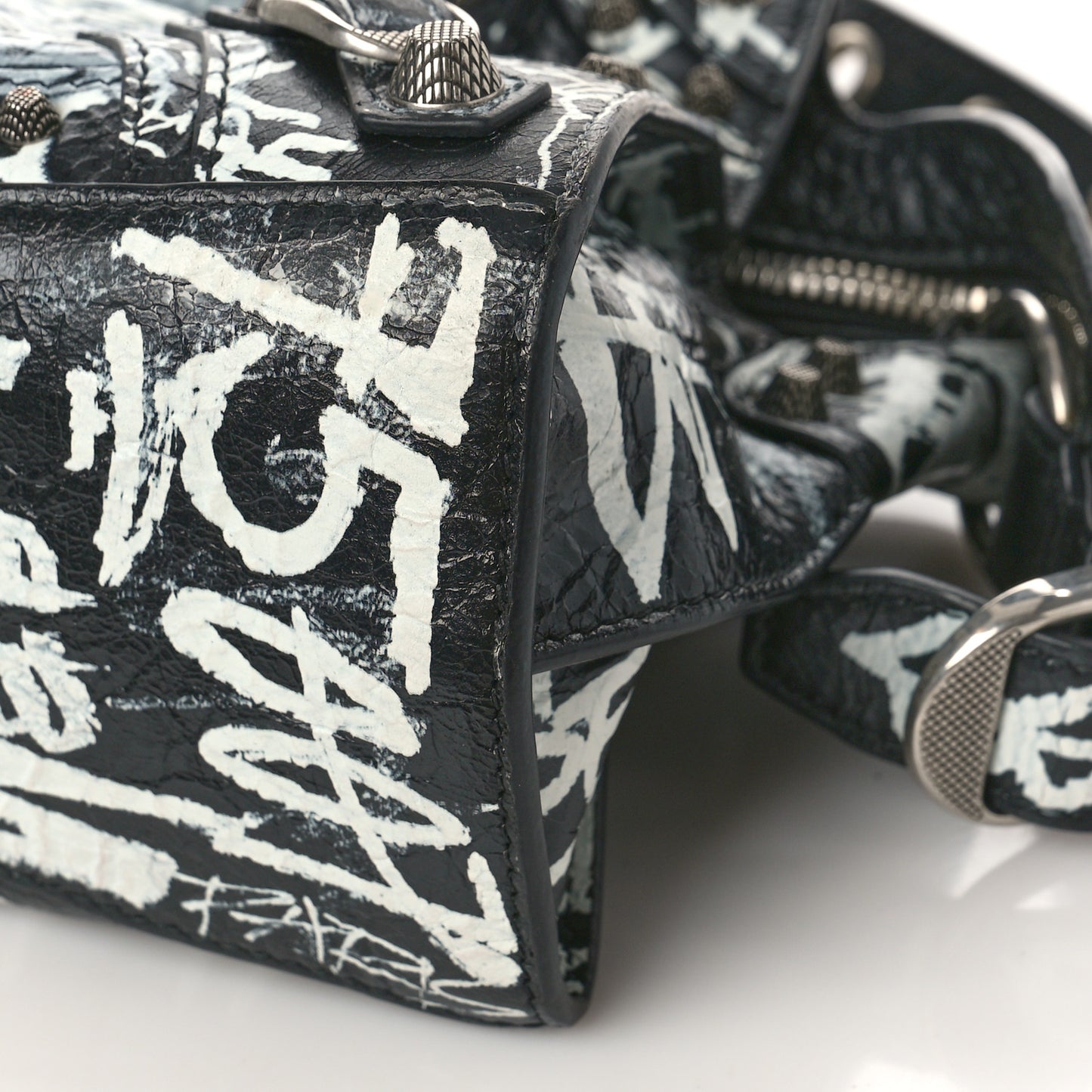 Agneau Arena Graffiti Neo Cagole Handbag XS Black White