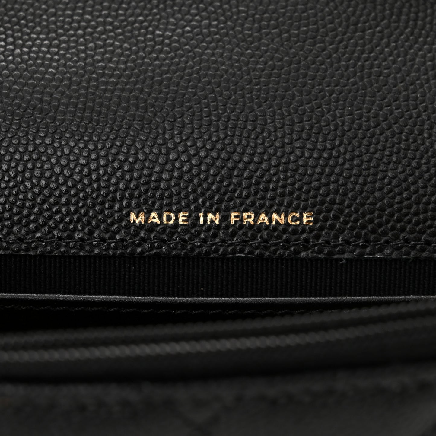 Caviar Quilted Enamel Coco Casino Flap Phone Holder With Chain Black