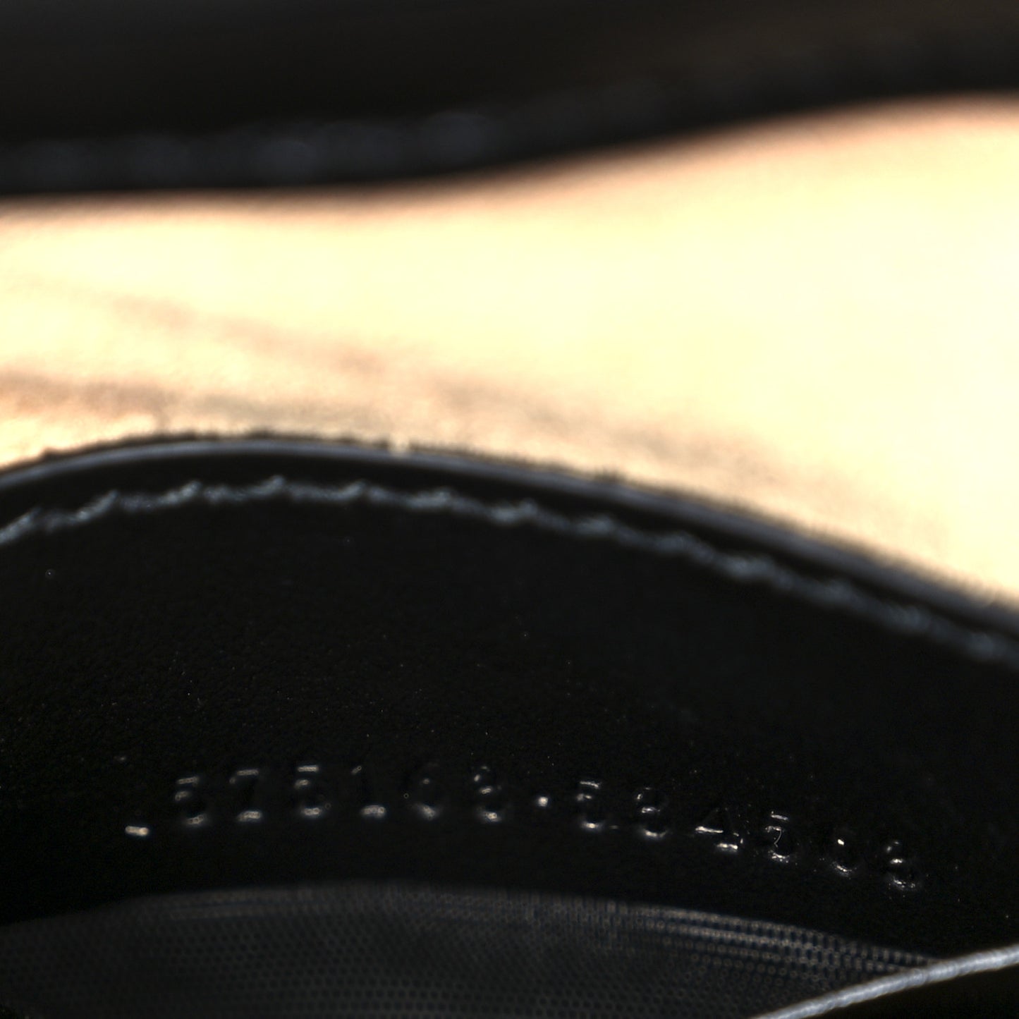 Calfskin Matelasse Mini GG Marmont 2.0 Bucket Bag Black