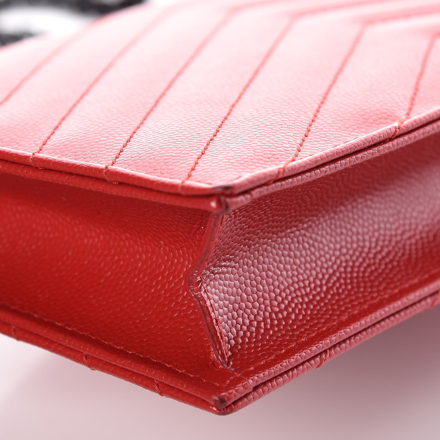 Saint Laurent Grain De Poudre Matelasse Chevron Monogram Envelope Chain Wallet New Red 10 of 11