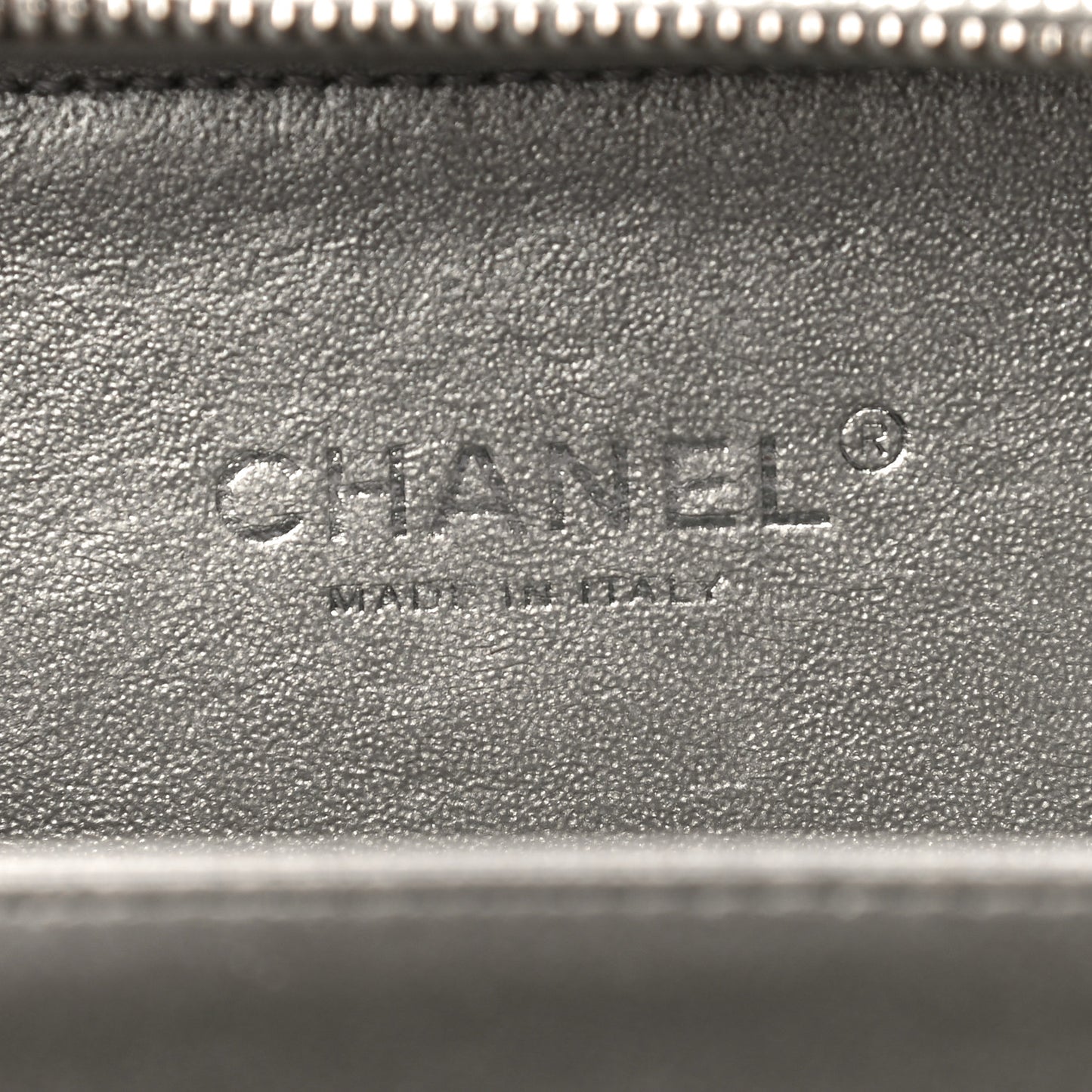 Metallic Caviar Quilted Small CC Filigree Vanity Case Silver