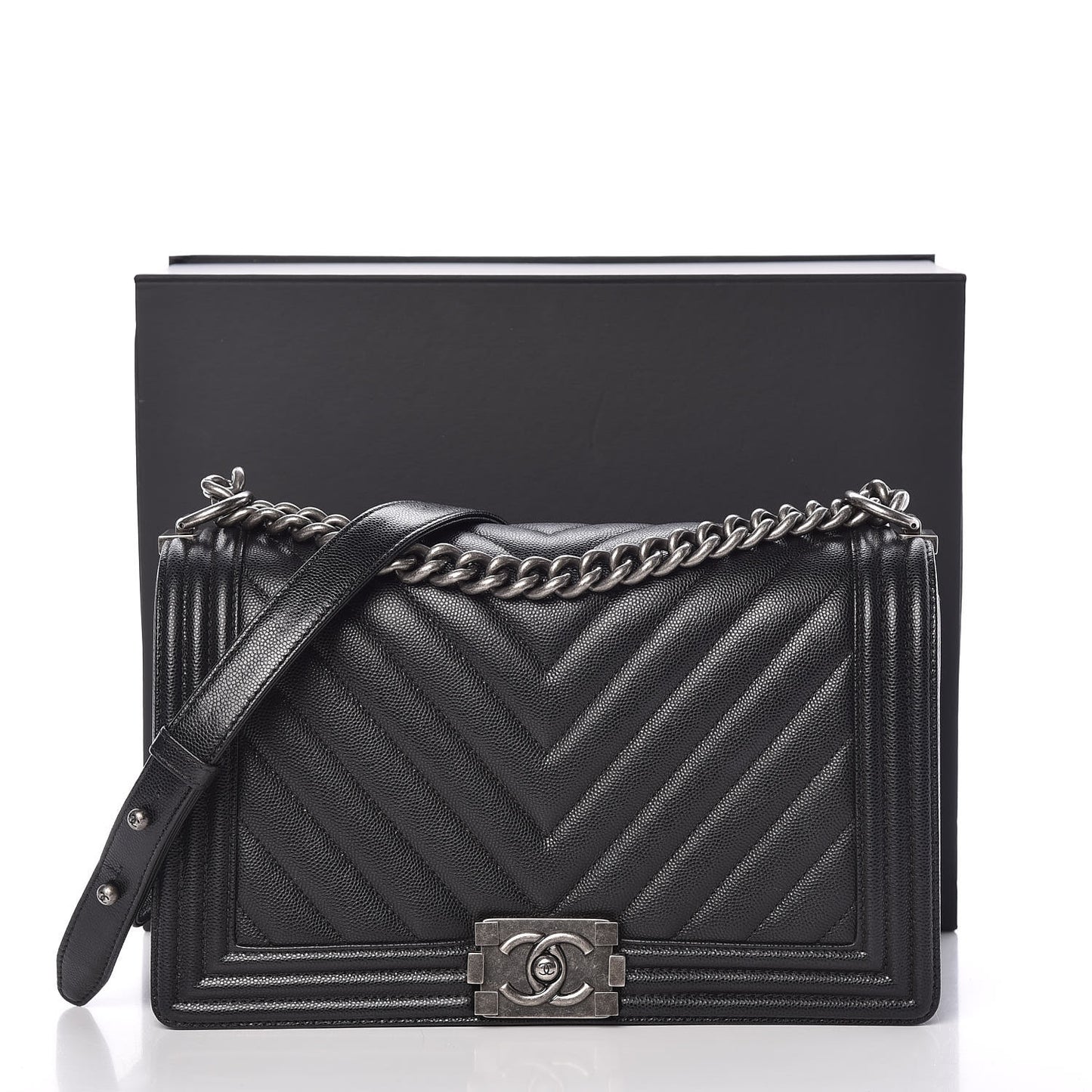 Caviar Chevron Quilted New Medium Boy Flap Black